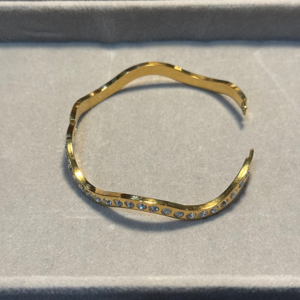 Wavy Studded Bangle HOUSE OF LAILA