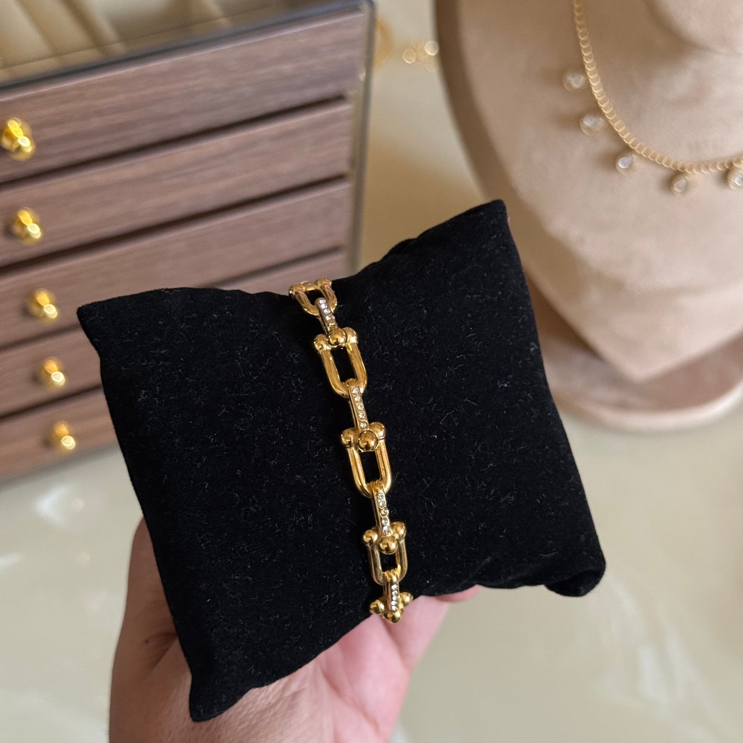 Solis Horseshoe Bangle