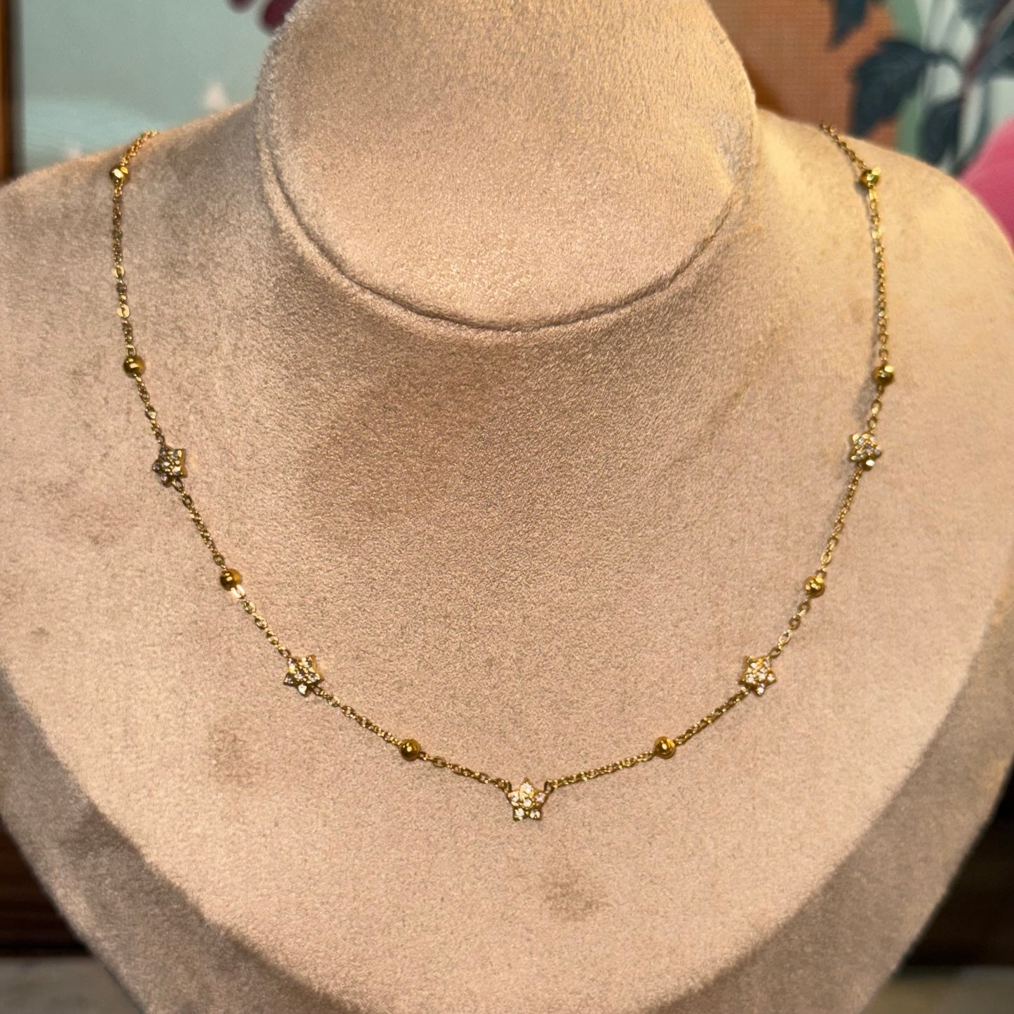 Stella Nova Star Set + Earring Set