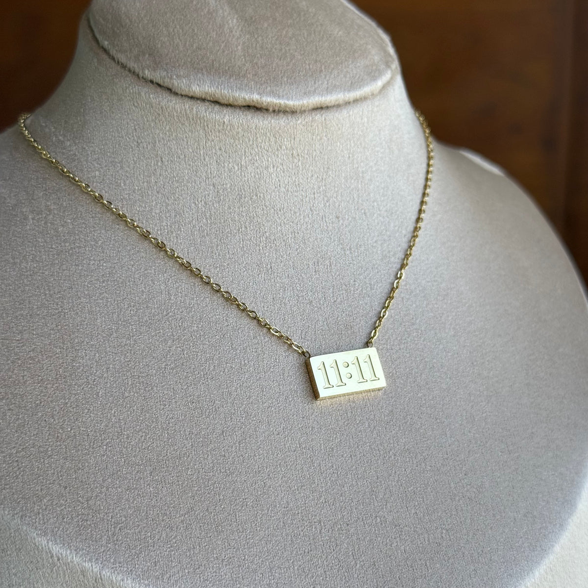 Angel 11:11 Chain (Gold)