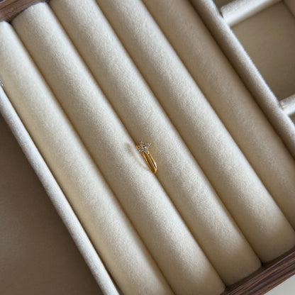 Tiny Bloom Clip-On Nose Pin