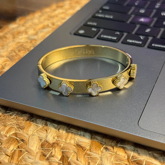 White Clover Bangle (Thin Wrist) HOUSE OF LAILA