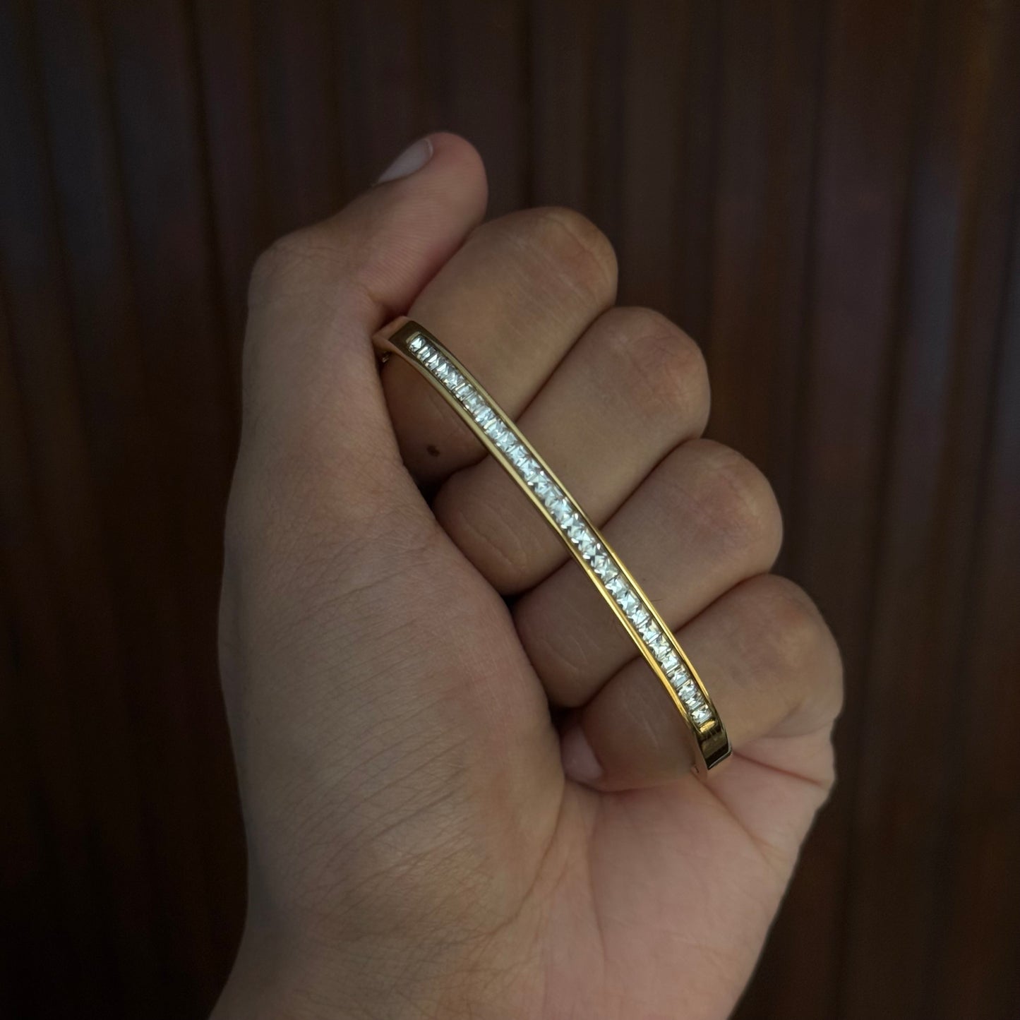 Eternity Line Bangle (Regular Size)