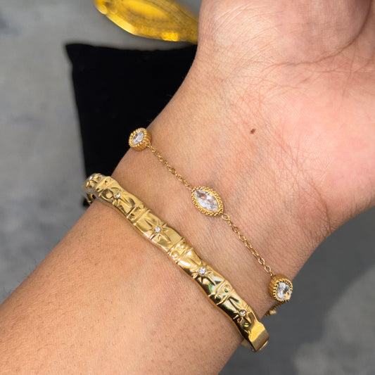 Ana Studded Chain Bracelet (Clear)