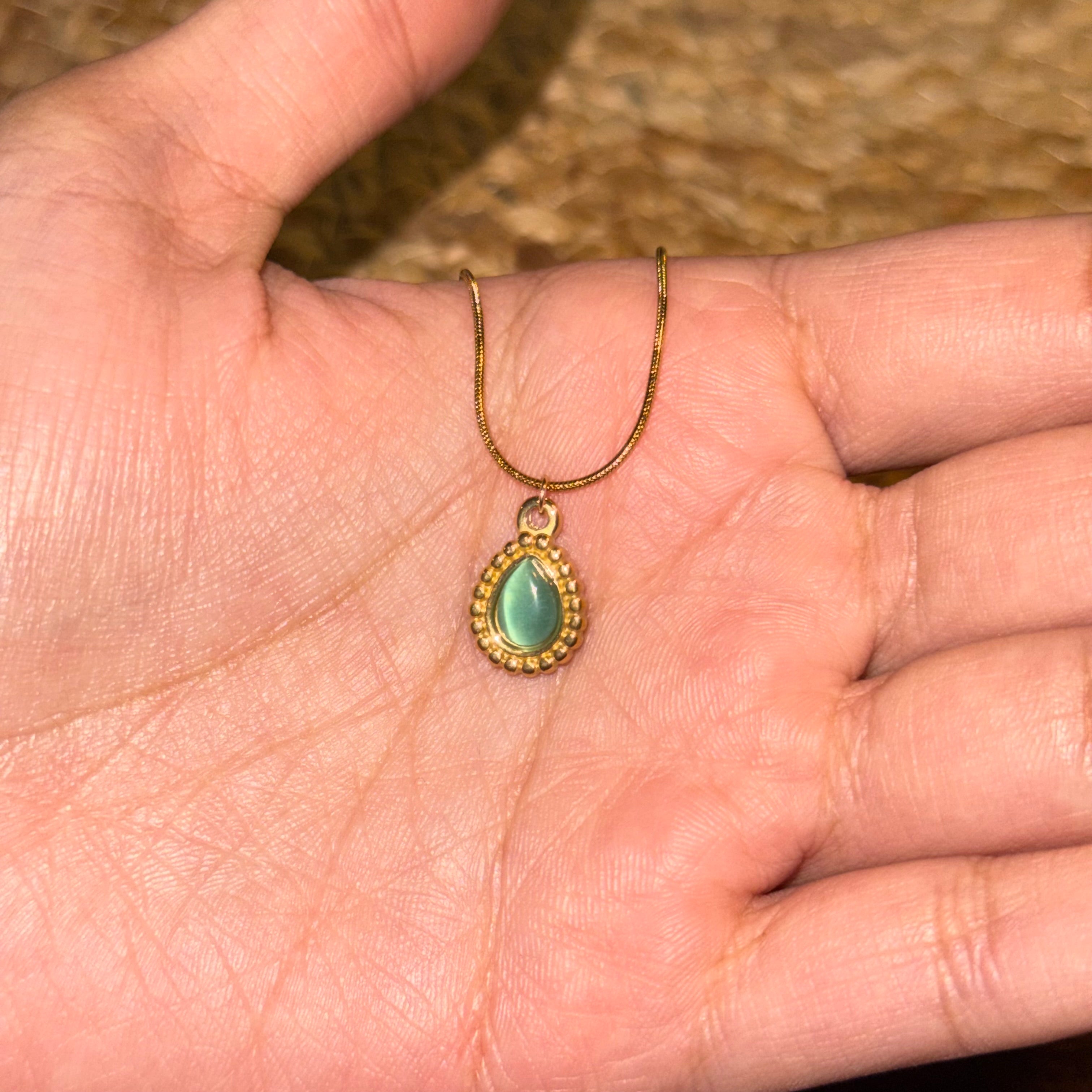 Vixen Green Pendant Necklace