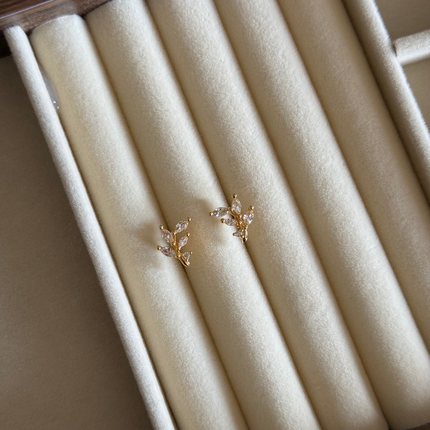 Willow Sparkle Studs