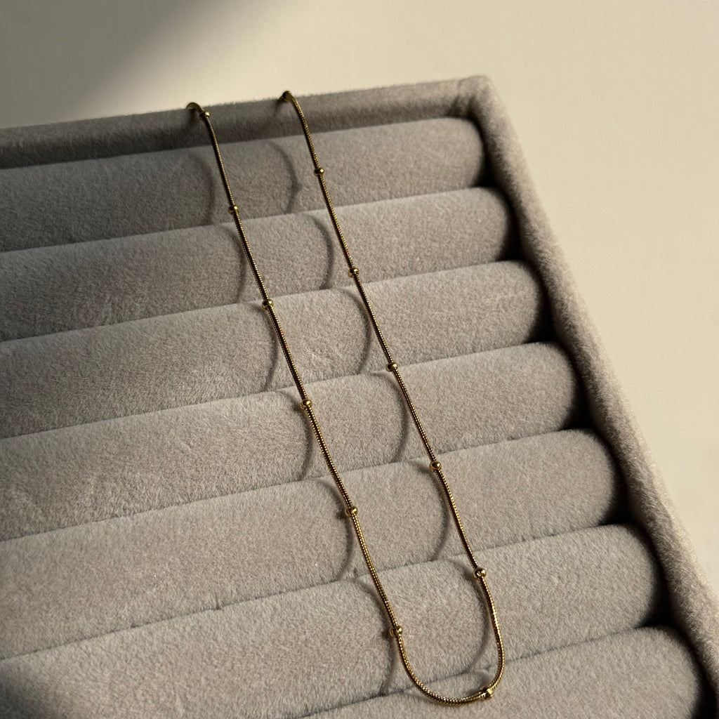 Amara Minimalist Beaded Chain