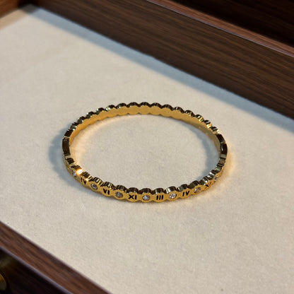 Roman Era Bangle (Thin Wrist)