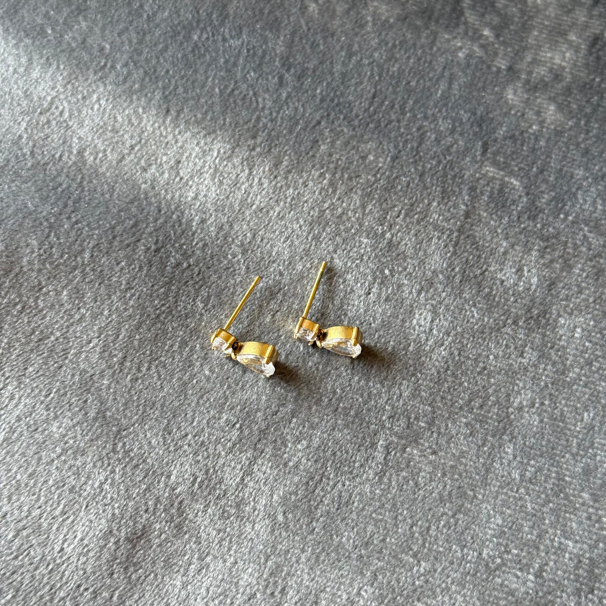 Andrea Drop Studs