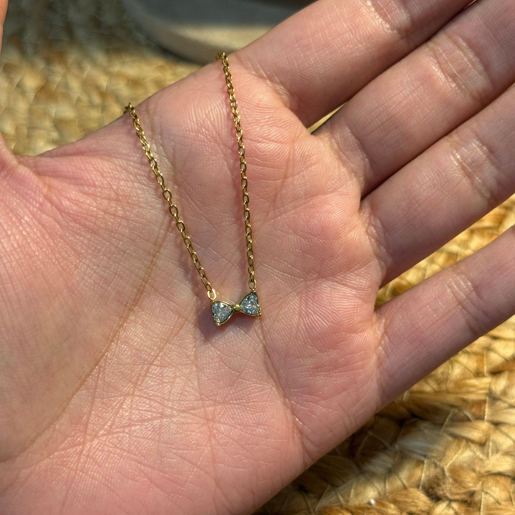 Elle Bow Necklace