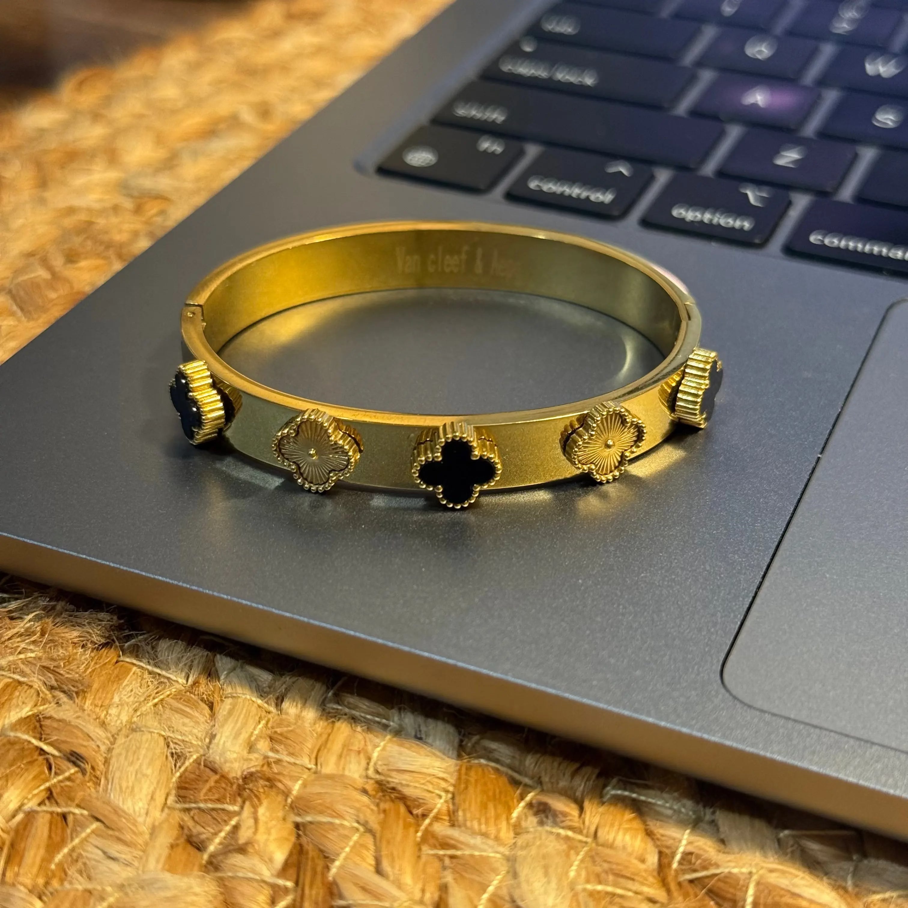 Black Clover Bangle (Thin Wrist) HOUSE OF LAILA
