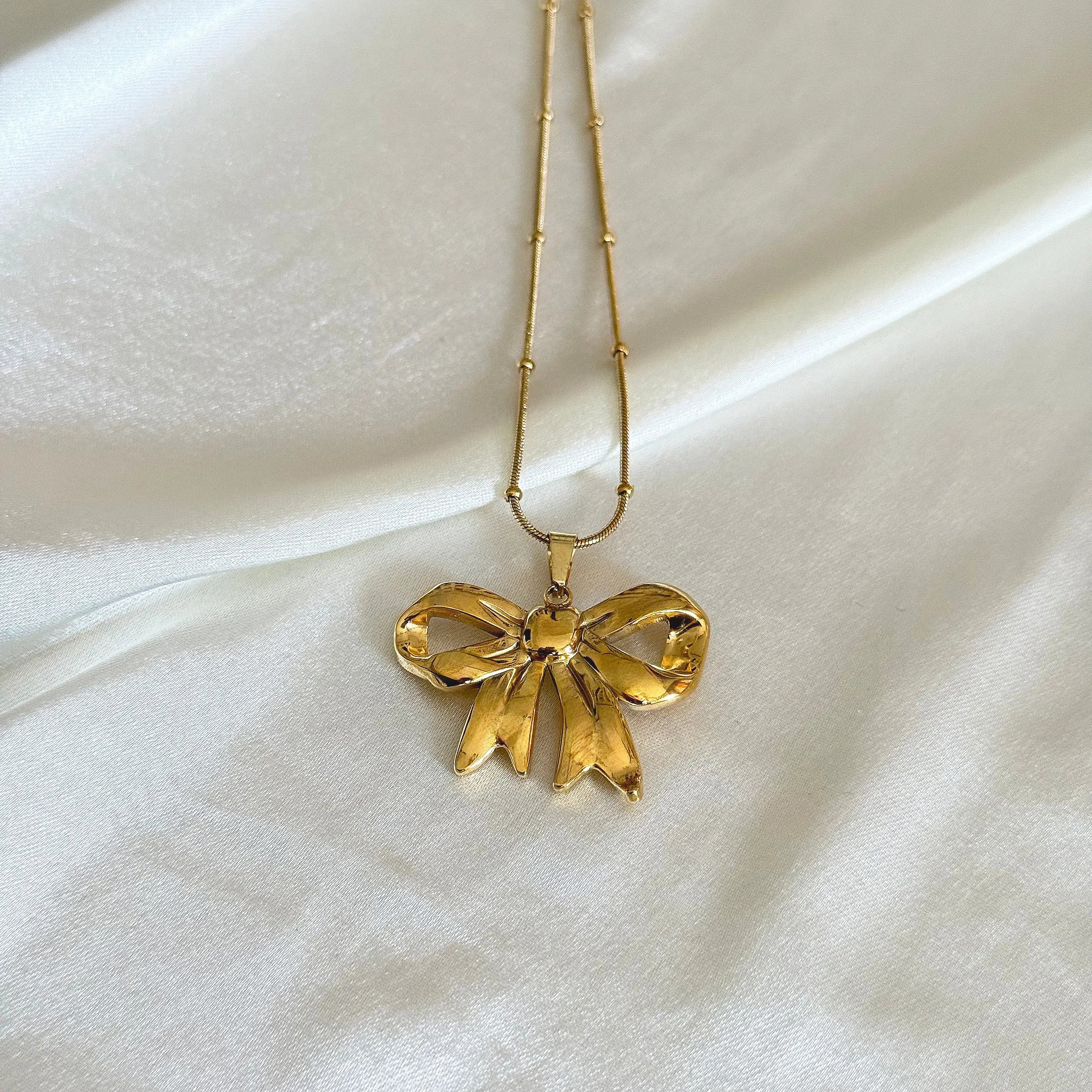 Amara Bow Necklace HOUSE OF LAILA