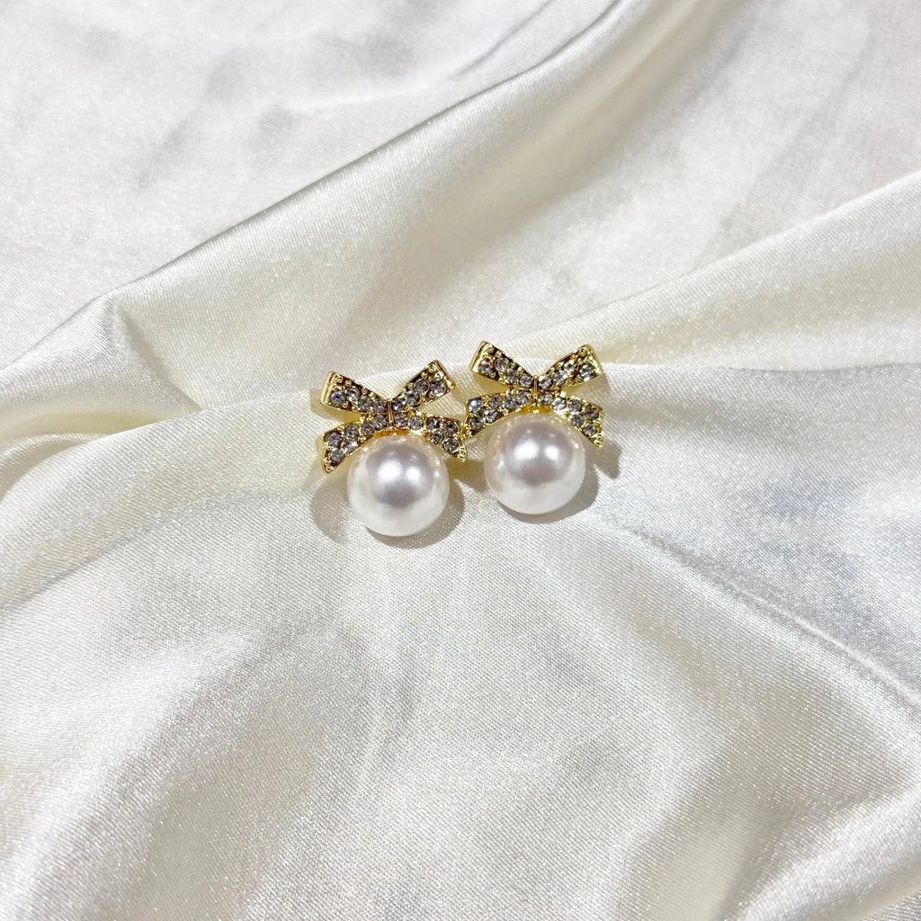 Venus Bow Earrings HOUSE OF LAILA