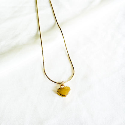 Delicate Heart Necklace (Black) HOUSE OF LAILA
