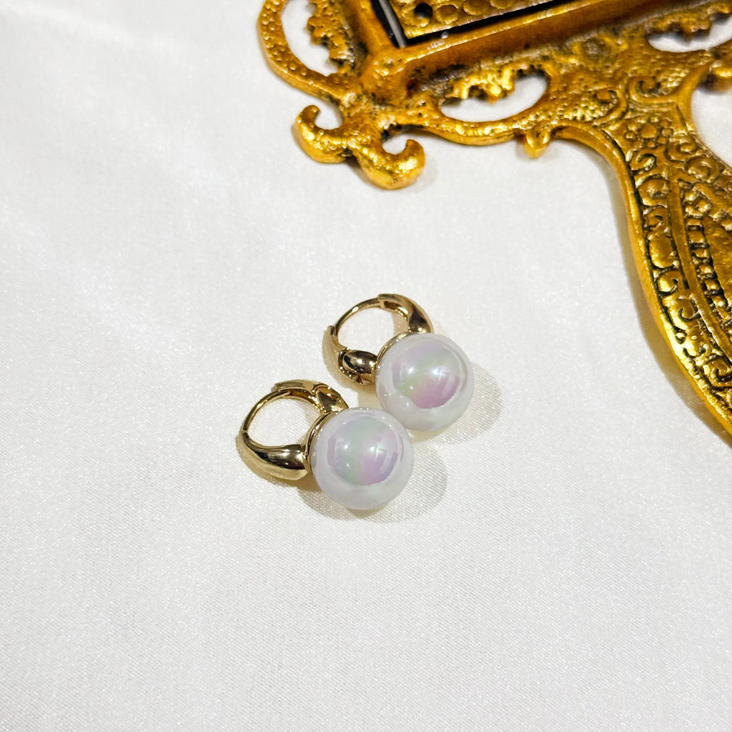 Pearl Lock Hoops HOUSE OF LAILA