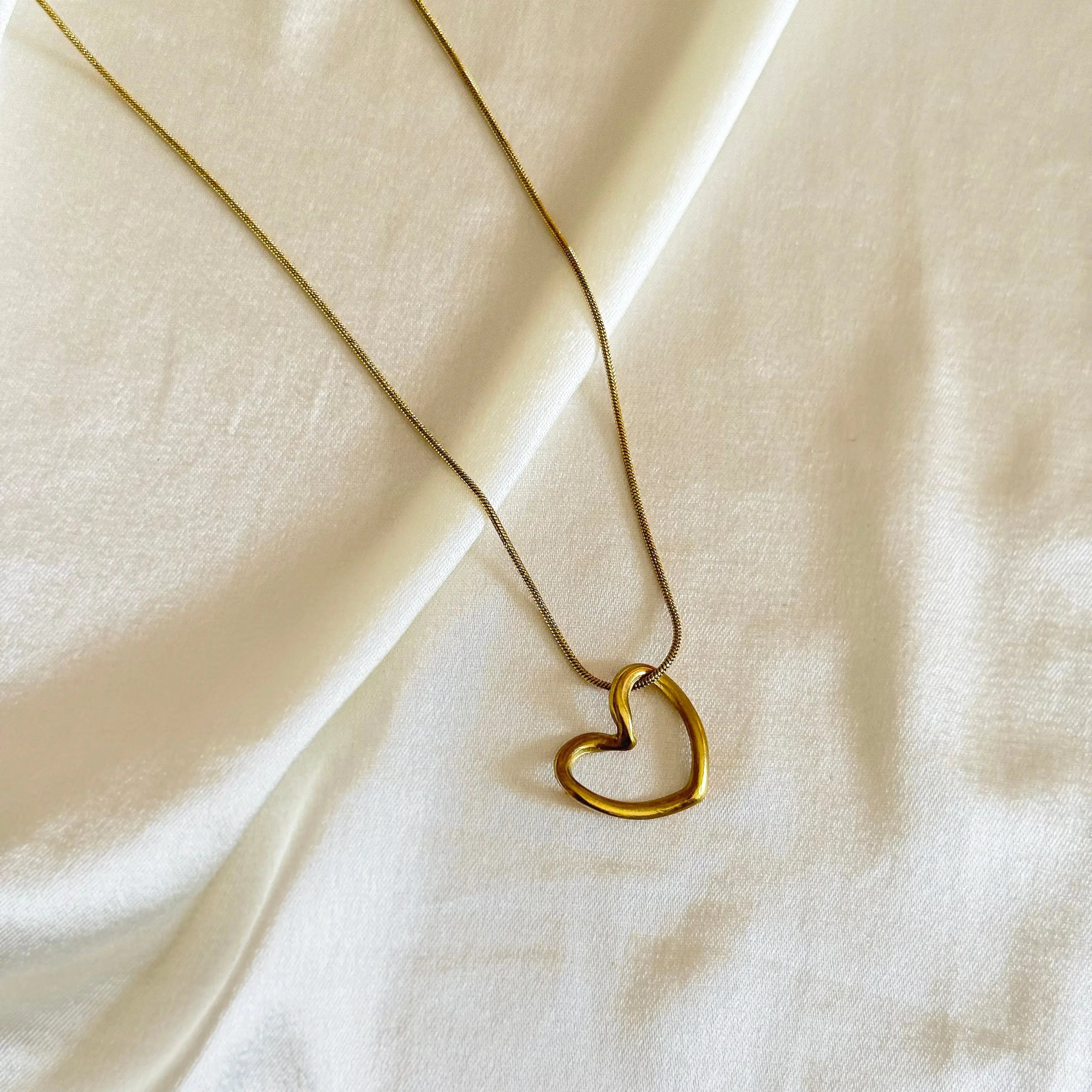 Meher Heart Necklace HOUSE OF LAILA