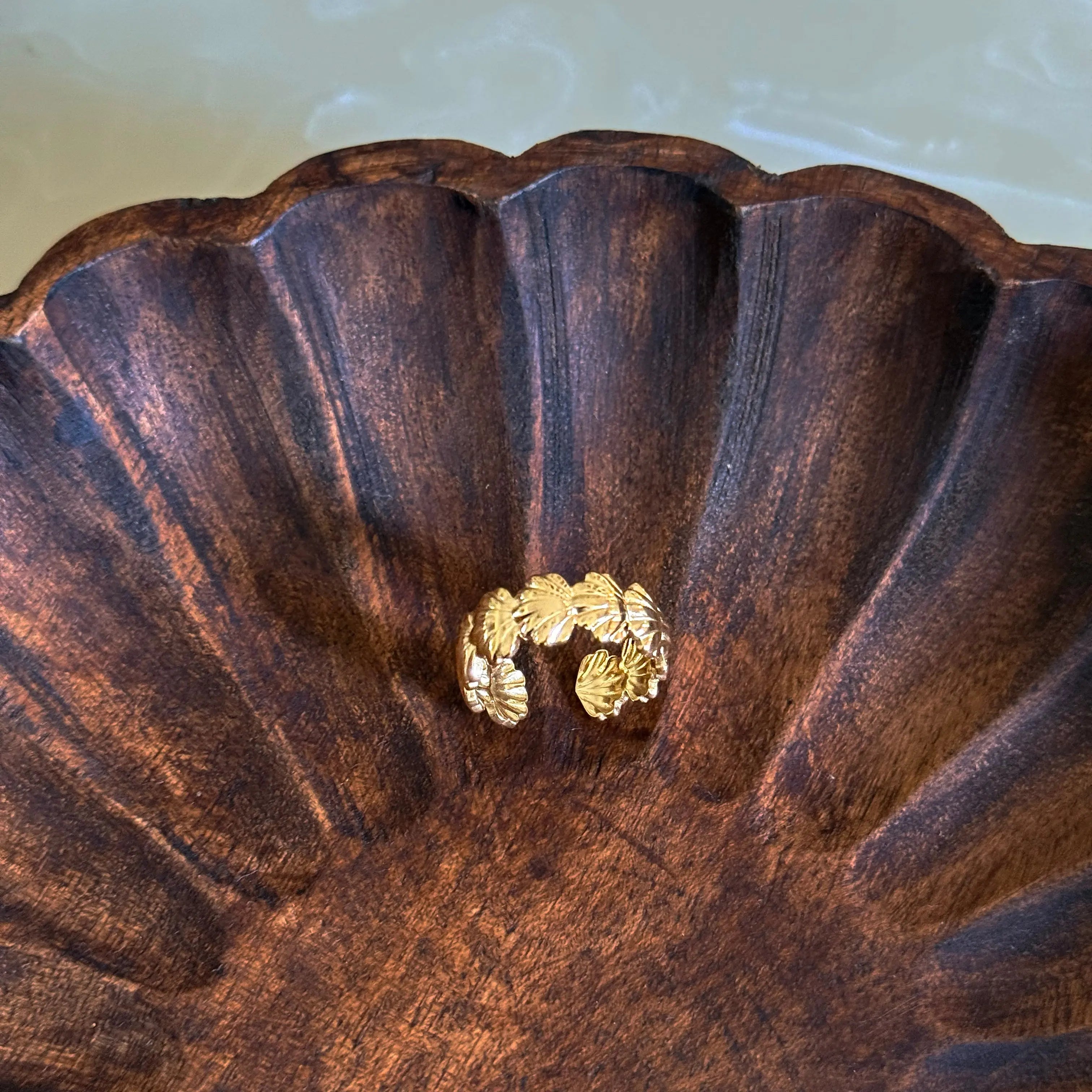 Seashell Ring HOUSE OF LAILA